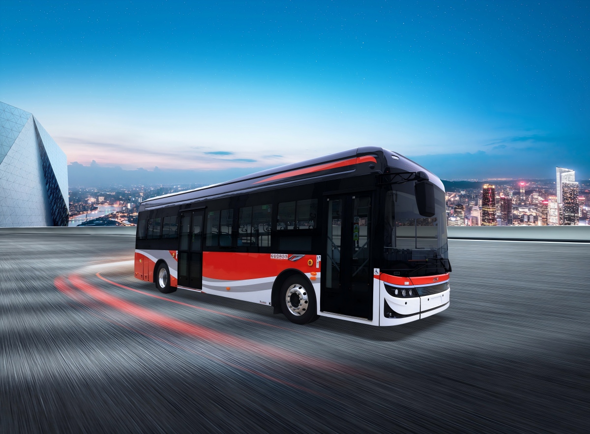 10.5m electric city bus – x10 300kwh | full low floor & air suspension