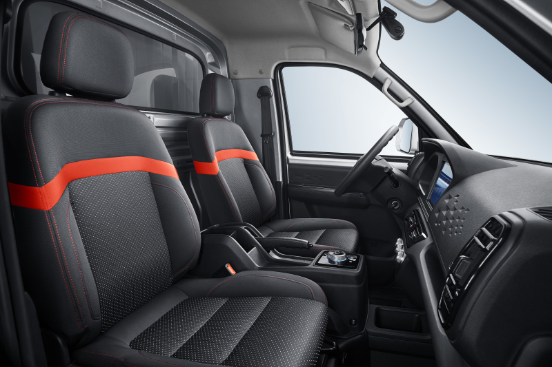 electric refrigerated van ed71 with 9.9m³ cold box & –20°c cooling ev delivery van